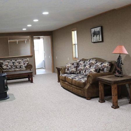 Moose Creek Resort ويست غلاسير المظهر الخارجي الصورة