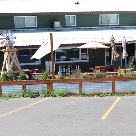 Moose Creek Resort ويست غلاسير المظهر الخارجي الصورة
