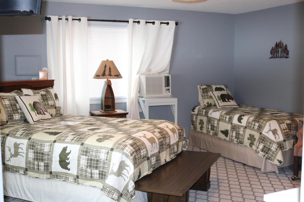 Moose Creek Resort ويست غلاسير المظهر الخارجي الصورة